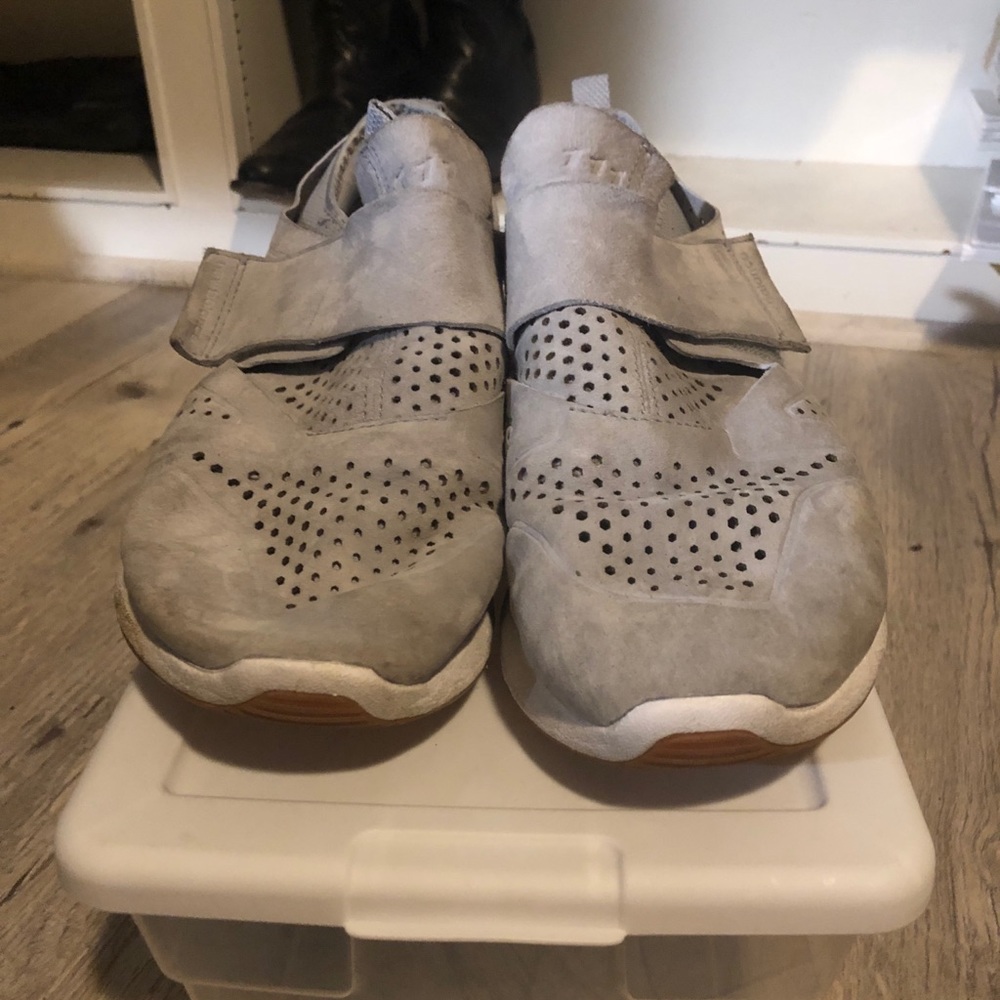 "Sample" New Balance - Picture 3 of 3